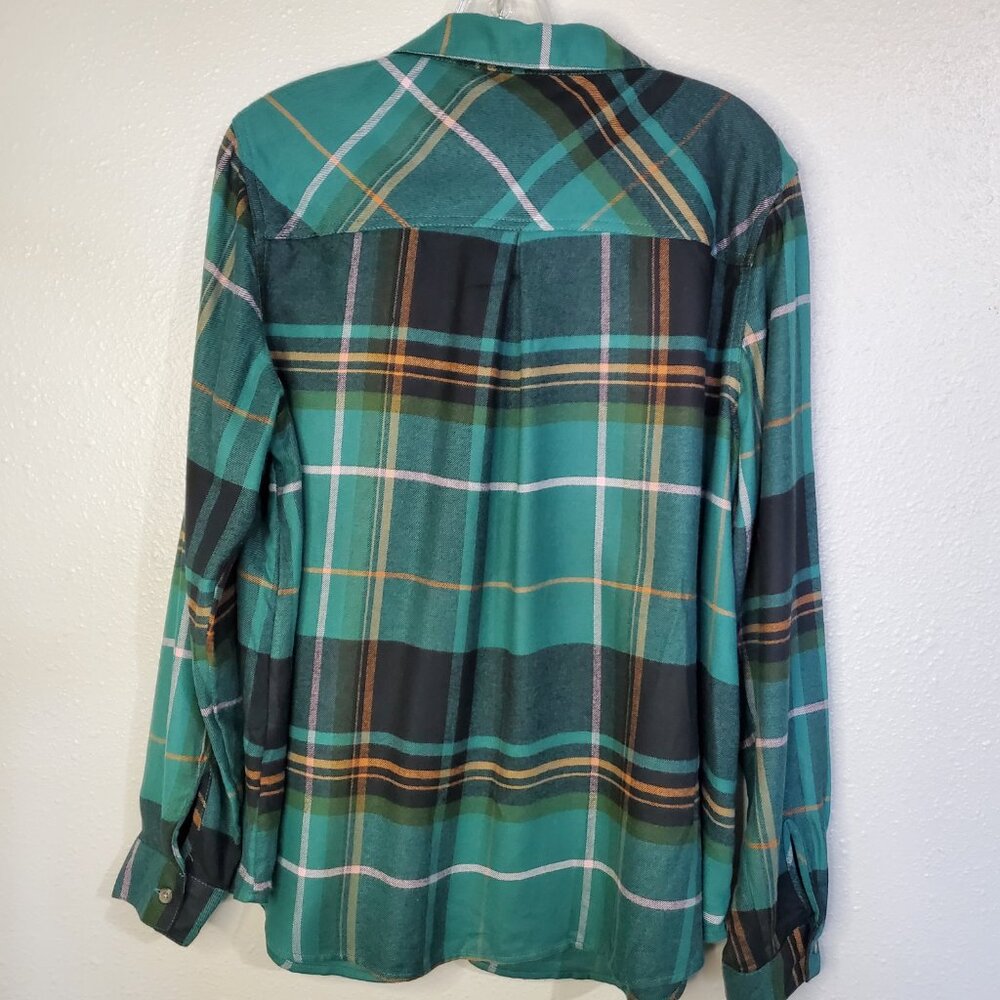 NWT Maurices Green Plaid Button Down Shirt Top Women's Size XL - Picture 3 of 6